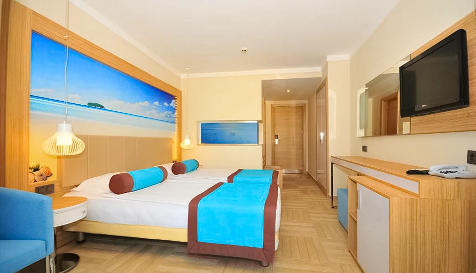 هتل بلو بی پلاتینیوم مارماریس